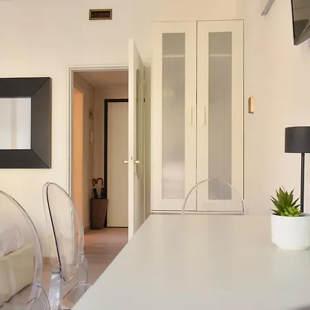 Welc-om Piazza Garibaldi Apartment